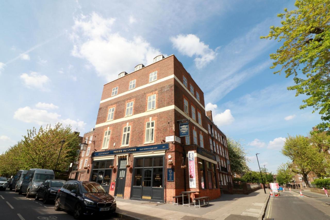 Three Falcons Londra Exterior foto